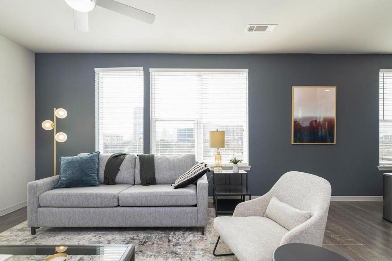 Apartment Landing At The Henry - In Northwest